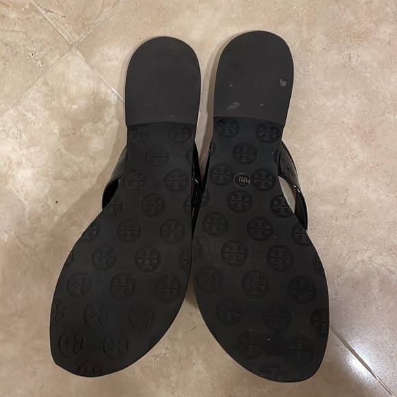 Tory Burch Thora Patent Leather Thong Sandal Black Sz 10 - Picture 4 of 7